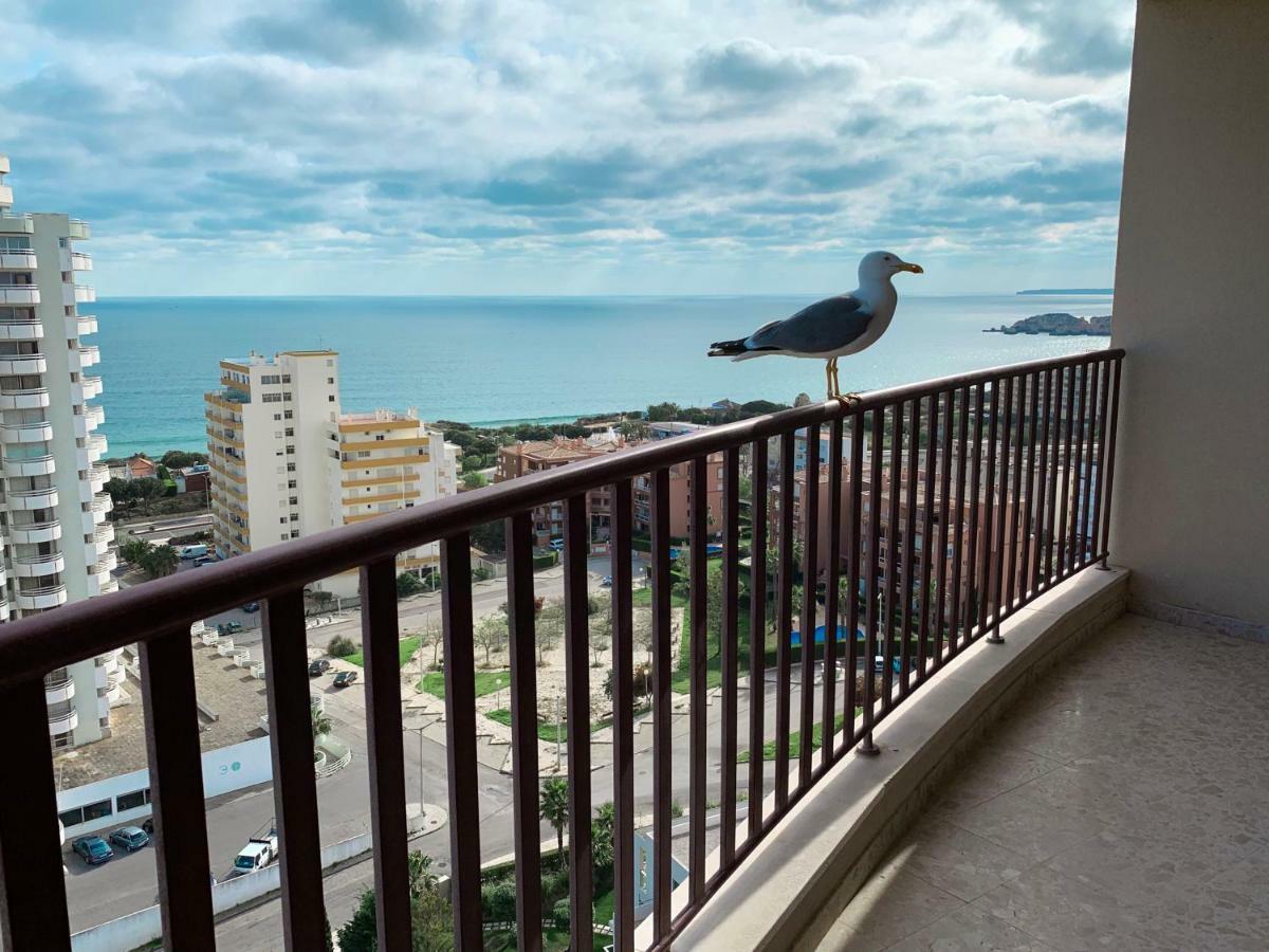 Panoramic Apartment In Portimao: Ocean View, Wifi Extérieur photo