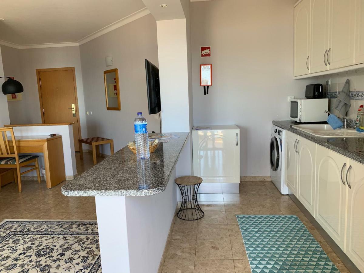 Panoramic Apartment In Portimao: Ocean View, Wifi Extérieur photo